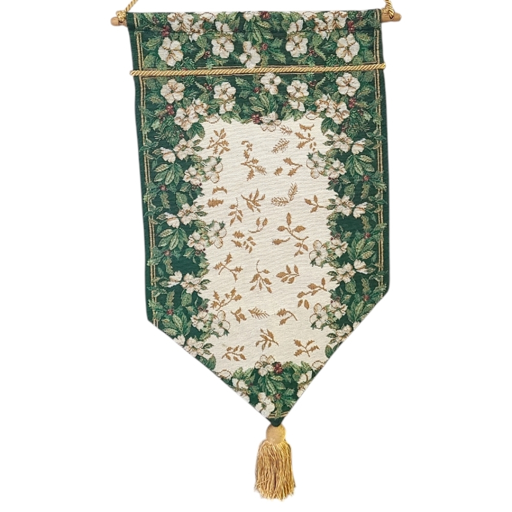 Beautiful HOLIDAY TAPESTRY DOOR HANGING DECOR